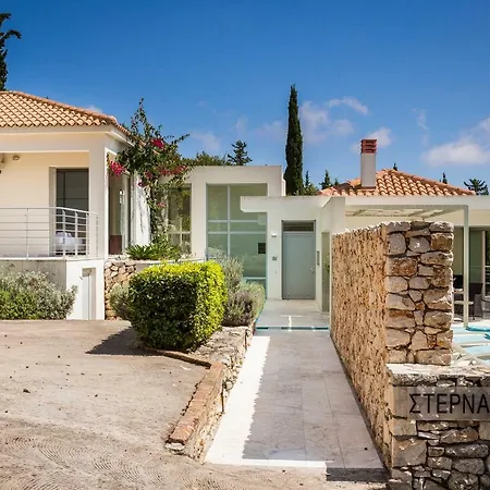 Sterna - Contemporary With Private Pool & Sea Views, Fiskardo